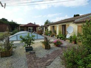 House Villa 6 Rooms