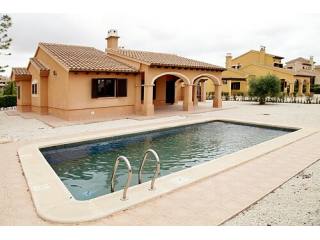 LARGE 3 BED BUNGALOW STYLE VILLA WITH..