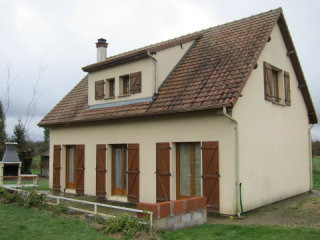 Traditional House with Nice Garden