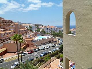 2 Bedroom Apartment, Castle Harbour..