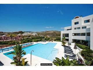 Apartment for sale in Benahavis..