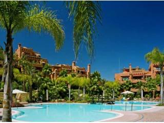 Apartment for sale in La Alzambra..