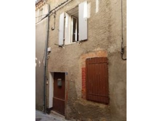 Maison de village a renover avec..