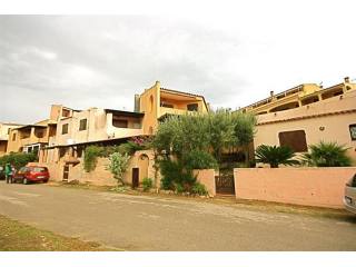4 Bedrooms - Apartment - For Sale