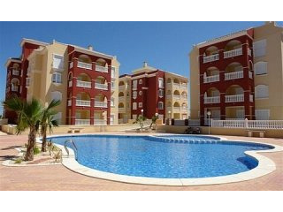 3 Bed Luxurious Apartment minutes from..