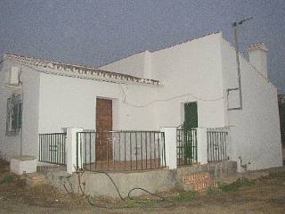 Villa - A detached country house..
