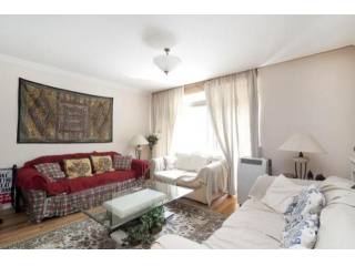 2 Bedrooms - Apartment - London - For..