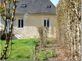 Modern House in Nice Setting