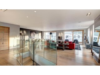The Henson, NW1