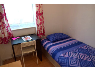 Single room, Zone 2, Devons road