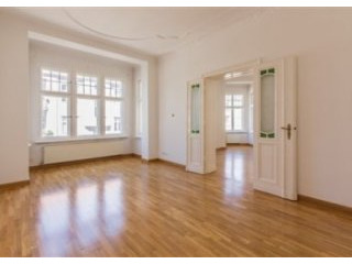 Rare: Spacious 4-Rooms Old-Style..