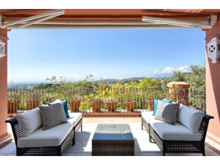 3 Bedrooms - Apartment - For Sale