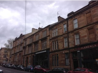 2/1, 74 Hyndland Street, Partick..