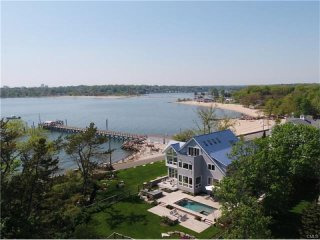 5 bedroom House For Sale: 2 BAYWATER..