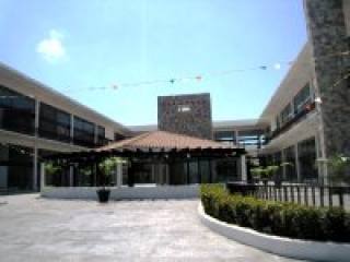 Plaza Paseo Cobá Local 220