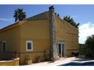 4 Bedrooms - Villa - Alicante - For Sale