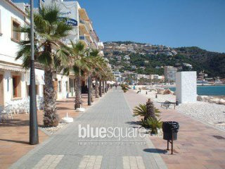 Large and spacious first floor..