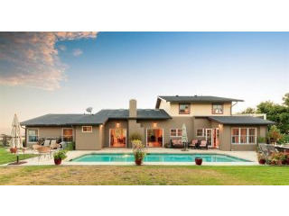 5 bedroom House For Sale: 3235 Calle..