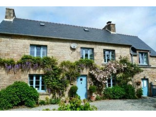 3 Bedroom Farm House For Sale