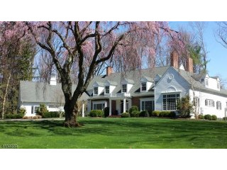 5 bedroom Detached House For Sale: 100..
