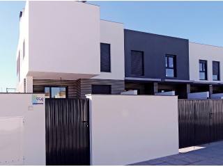 New duplex in Torre de la Horadada only..