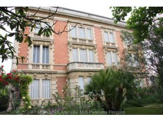 11 bedroom Castle For Sale: 11100..