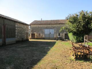 Stone Outbuildings For Conversion
