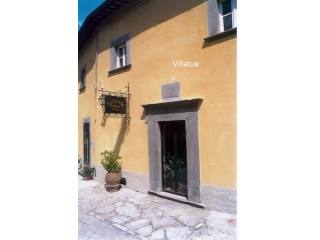 Commercial/business - For Sale - North..