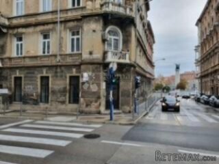Izuzetna prilika! Poslovni prostor sa dva izloga na TOP pozi