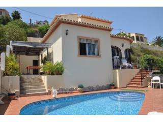 3 Bedrooms - Villa - Alicante - For Sale