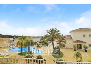 Luxury 2-bedroom apartment in gold..