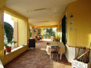 3 Bedroom Country House With Swimming..