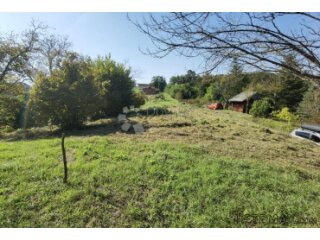 Građevinsko zemljište 678m²