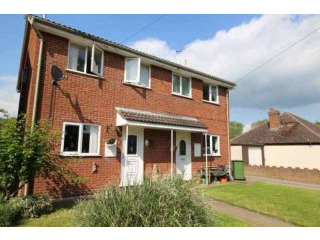 3 bedroom, Semi-detached House house..