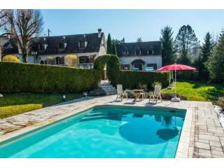 4 bedroom Character For Sale: 60600..