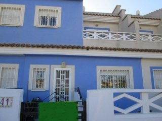 4 Bedrooms - House - Alicante - For Sale