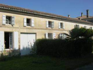 Beautiful renovated 3 bedroom farmhouse..