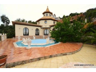 BEGUR: Nice villa close to the beach..