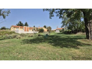Istra, Svetvinčenat - građevinsko zemljište u centru