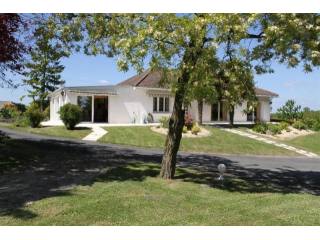 3 bedroom House For Sale: 86110 VIENNE