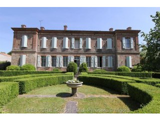 5 bedroom Castle For Sale: 31390..