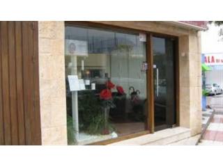 Commercial - SUPER OPPORTUNITY Located..