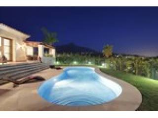 5 Bedrooms - Villa - Malaga - For Sale