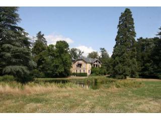 8 bedroom House For Sale: 11000 AUDE
