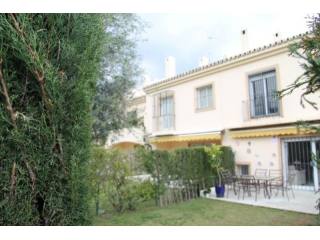 Town House - HOUSE OF 180 M2 SITUATED..