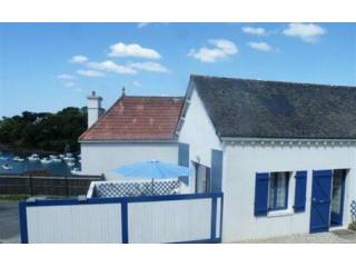 House In The Harbour Of Doelan