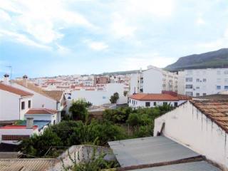 Town House - Very charming 3 bedroom, 1..