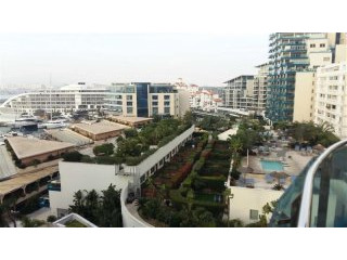 2 bed apartment in Ocean Village