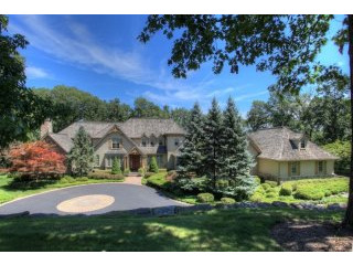 6 bedroom Detached House For Sale: 4..