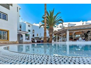 2 Bed Apartment on Sunset Harbour with..